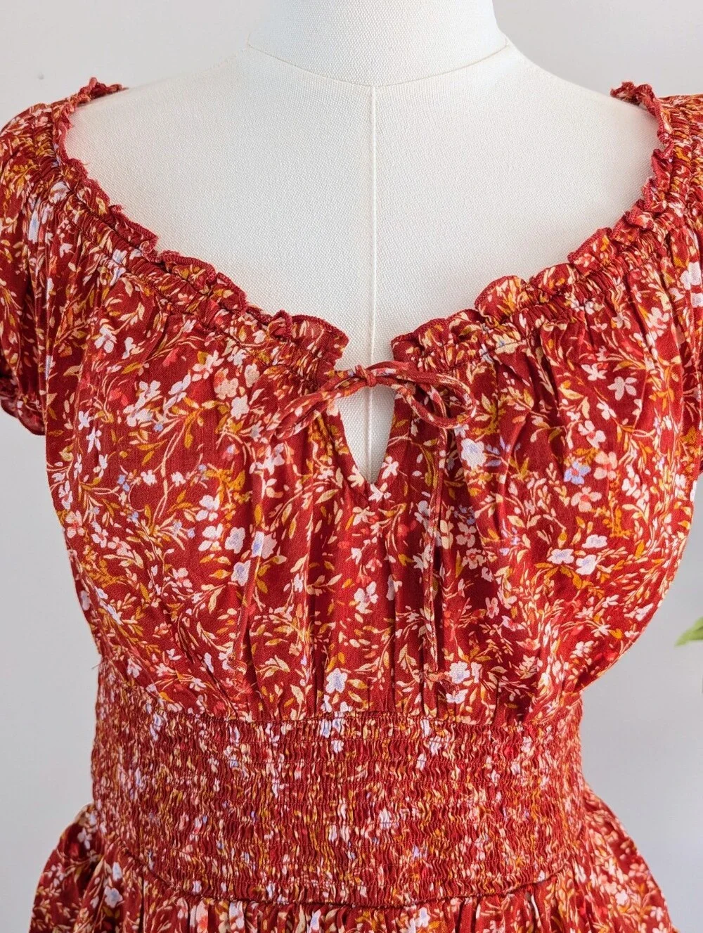 Old Navy Orange Floral Smocked Peplum Blouse - S